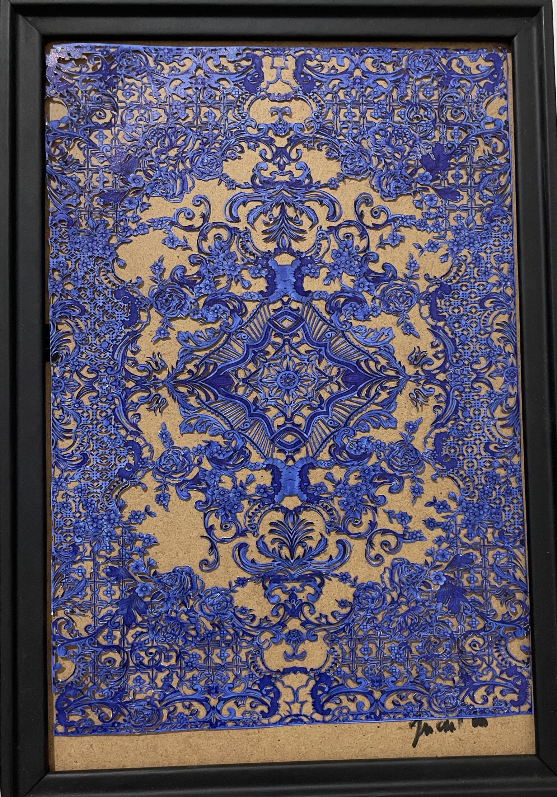 tableau d'un tapis bleu en papier découpé